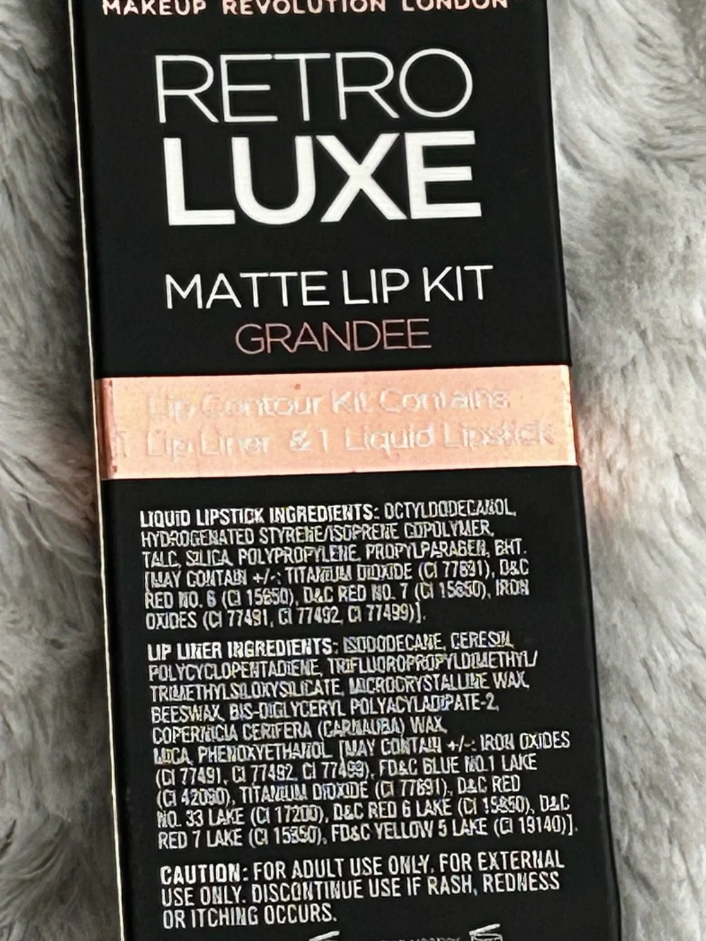 Makeup Revolution Retro Luxe Matte Lip Kit - Grandee Peach Pink